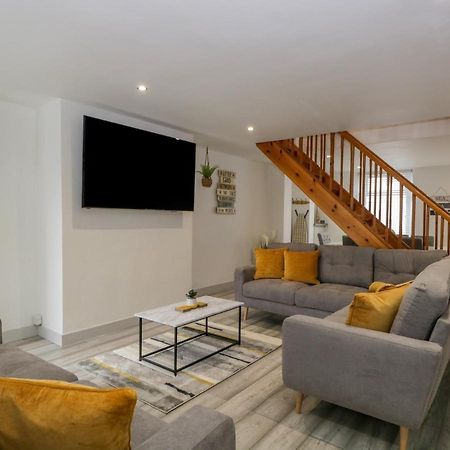 Harbour Retreat Villa Милъм Екстериор снимка