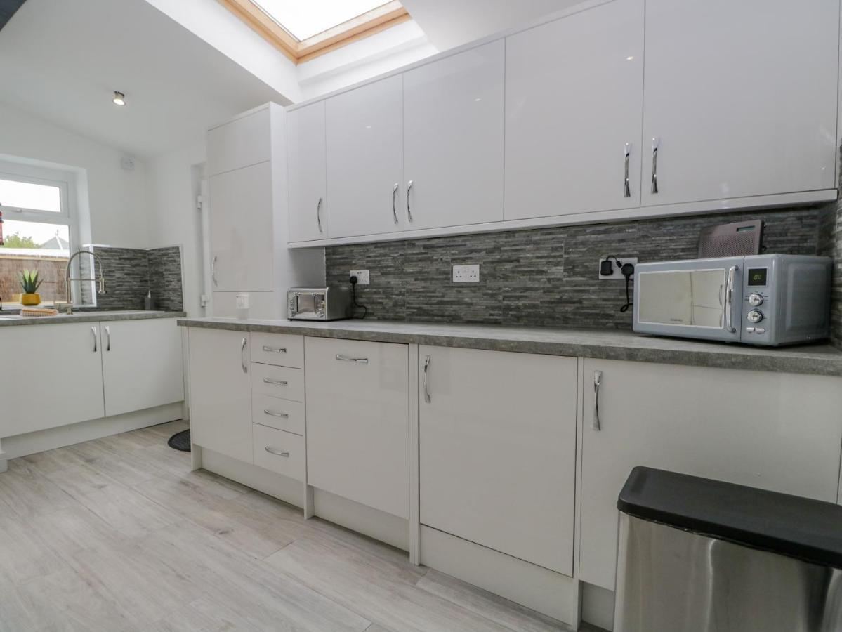 Harbour Retreat Villa Милъм Екстериор снимка