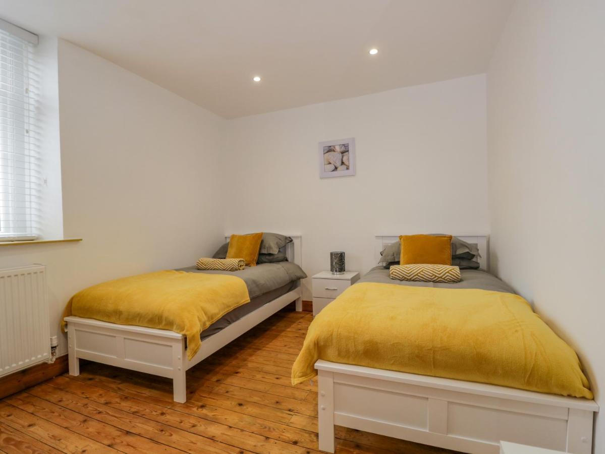 Harbour Retreat Villa Милъм Екстериор снимка