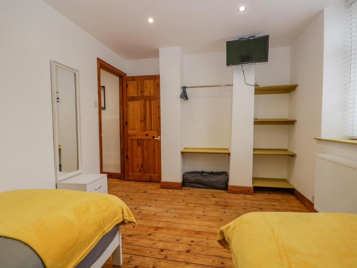 Harbour Retreat Villa Милъм Екстериор снимка