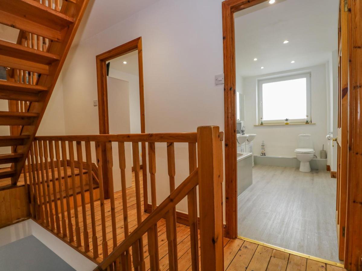 Harbour Retreat Villa Милъм Екстериор снимка